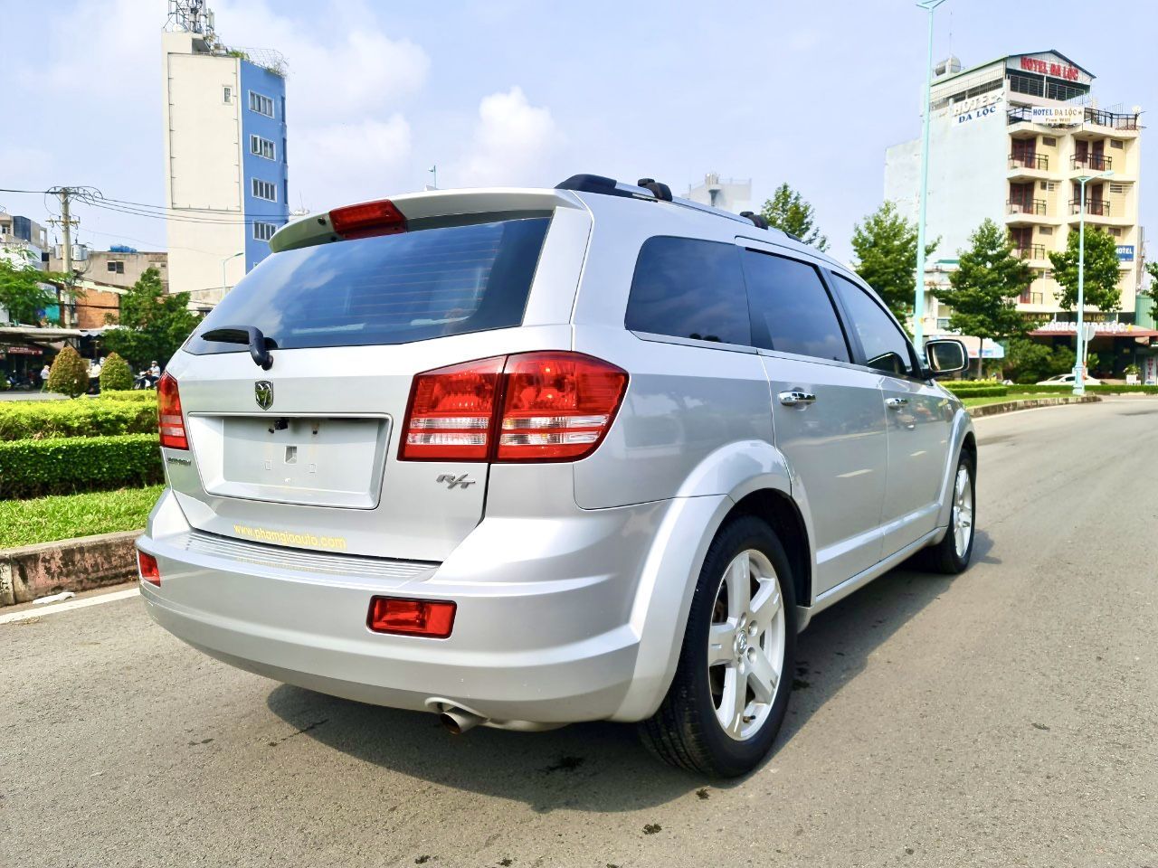 Dodge Journey 2010 - Dodge Journey 2.7 nhập Mỹ 2010 màu bạc, 7 chỗ, full đủ đồ chơi không thiếu món nào, cốp điện, nội thất kem, nệm da cao cấp