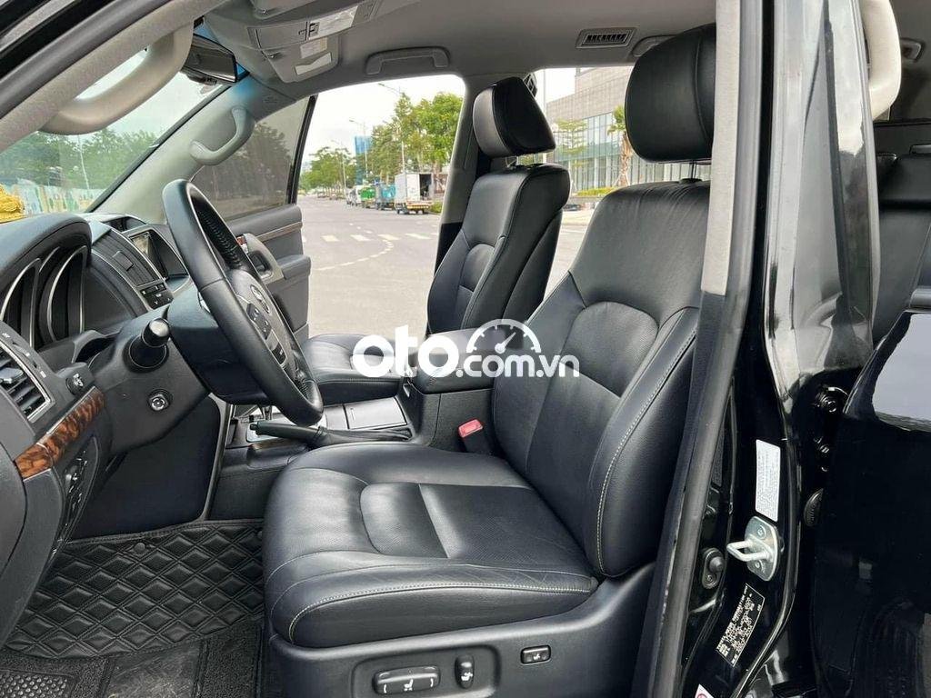 Toyota Land Cruiser VX 2015 - Bán Toyota Land Cruiser VX 4.6 V8 đời 2015