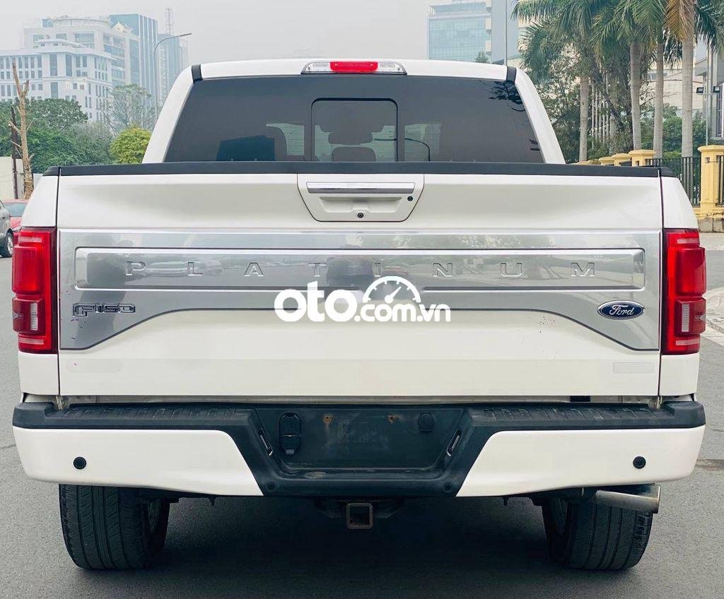 Ford F 150 Platinum  2016 - Cần bán gấp Ford F 150 Platinum đời 2016, màu trắng, nhập khẩu nguyên chiếc