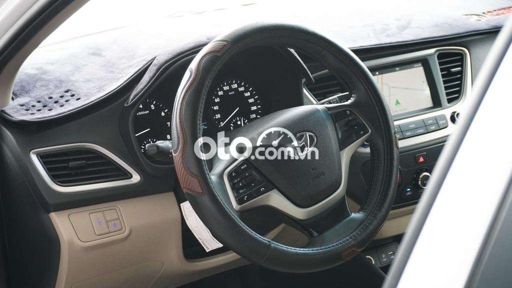 Hyundai Accent   MT  2020 - Bán Hyundai Accent MT sản xuất 2020, màu trắng, giá tốt