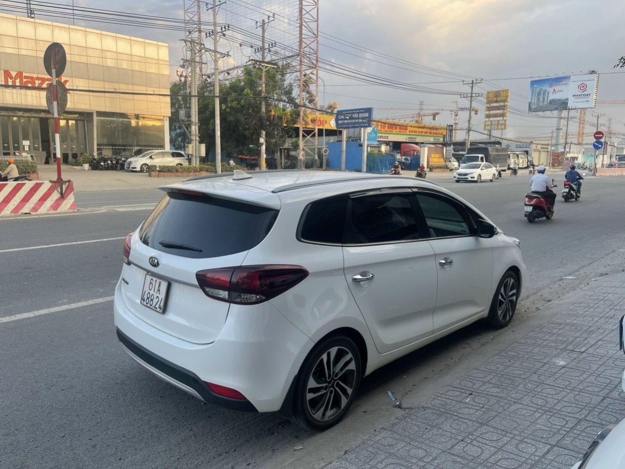 Kia Rondo AT 2016 - Kia Rondo sản xuất 2016 động cơ 2.0AT siêu lướt