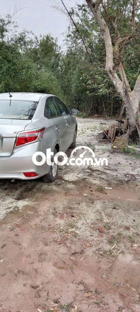 Toyota Vios  EMT 2016 - Cần bán Toyota Vios EMT đời 2016, màu bạc, giá chỉ 310 triệu