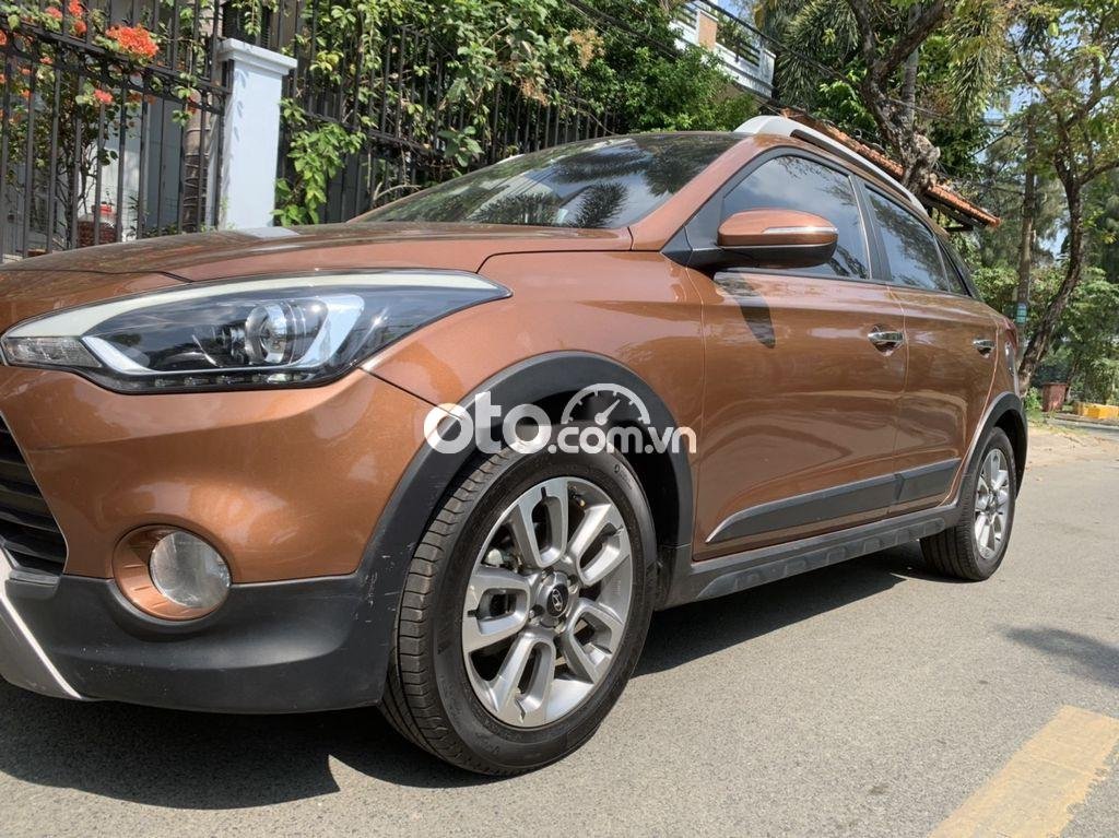 Hyundai VT260 2015 - Bán xe Hyundai i20 Active sản xuất năm 2015