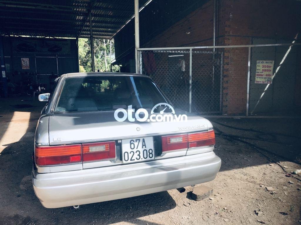 Toyota Camry LE 1988 - Bán Toyota Camry LE sản xuất năm 1988, nhập khẩu, giá tốt