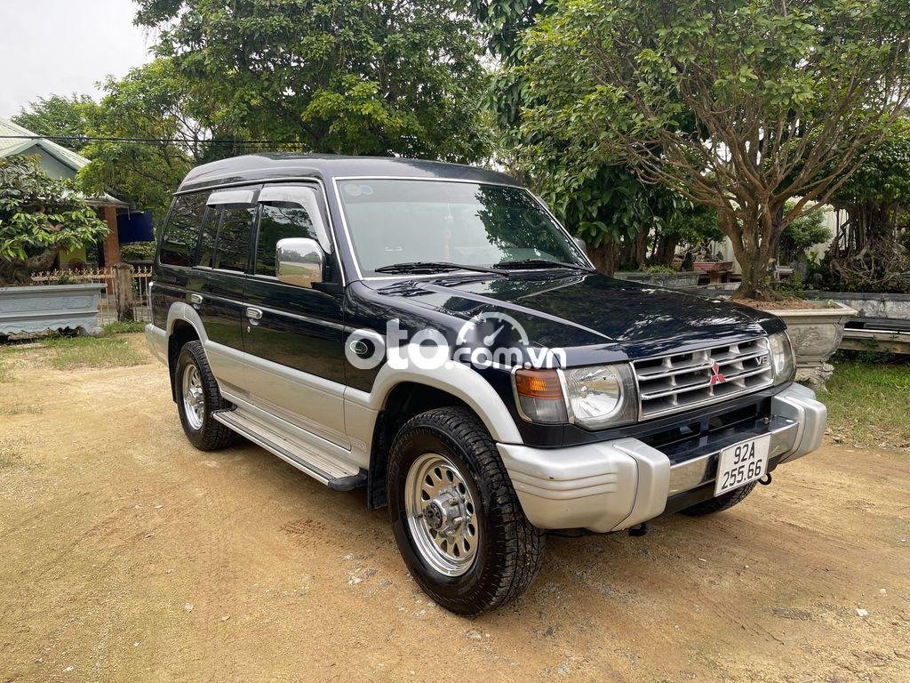 Mitsubishi Pajero 2006 - Cần bán Mitsubishi Pajero GL đời 2006, màu đen, giá chỉ 245 triệu