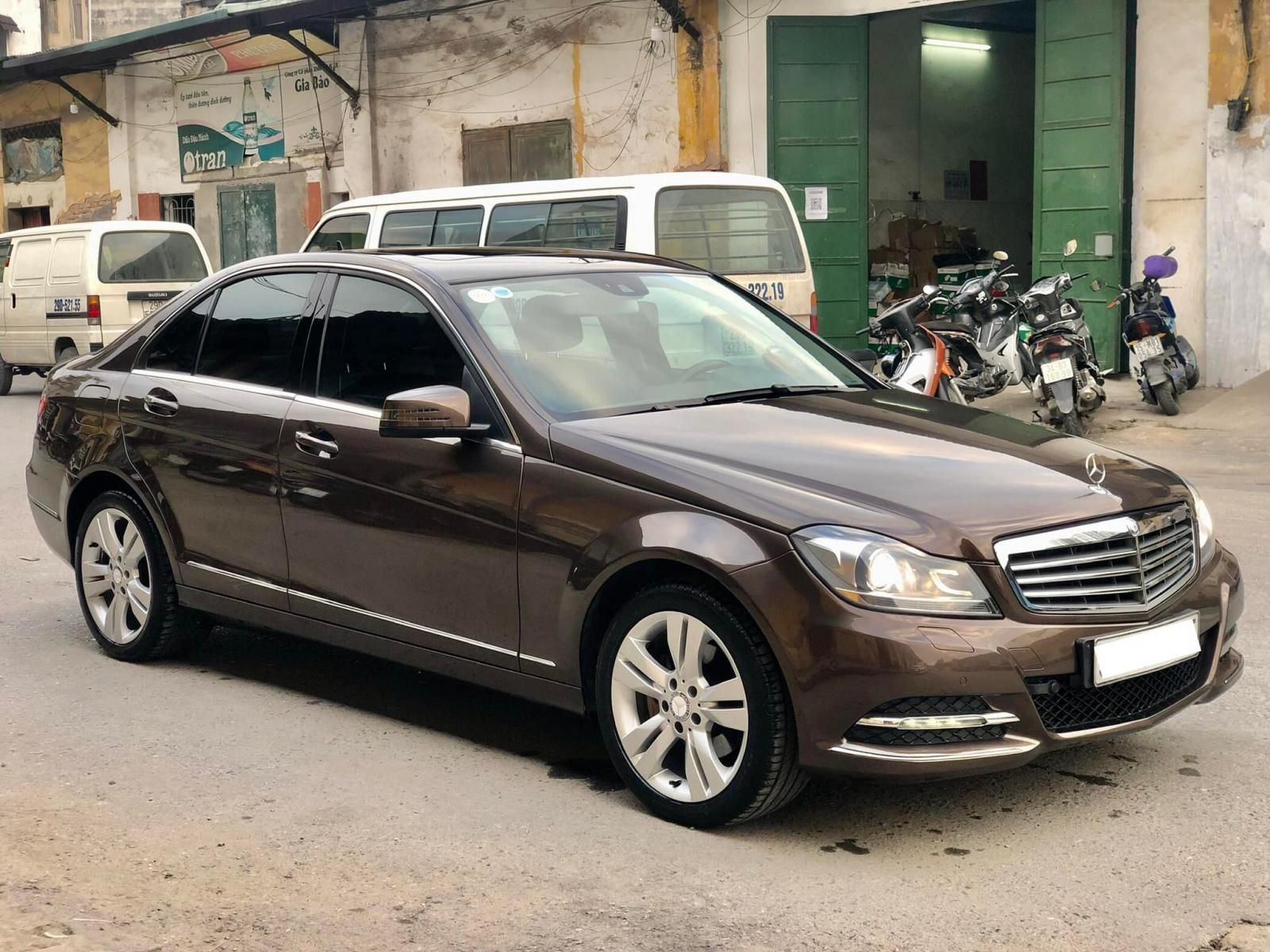 Mercedes-Benz C250 Blue  2014 - Cần bán gấp Mercedes C250 bản Blue sx năm 2014