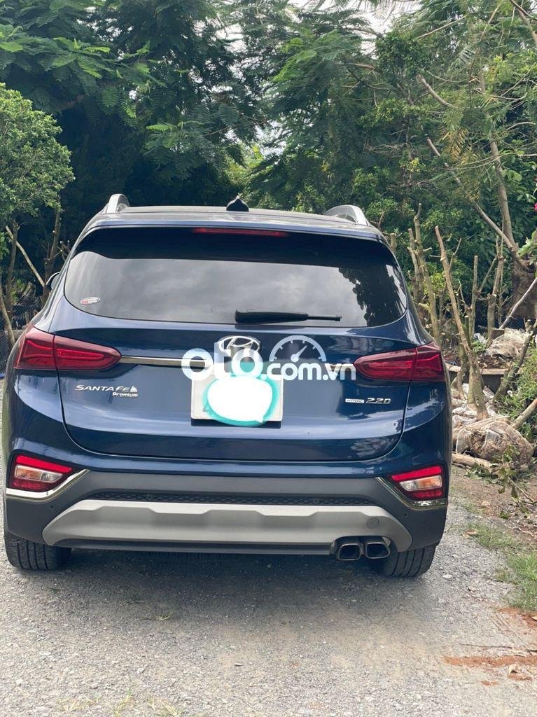 Hyundai Santa Fe 2020 - Xe Hyundai Santa Fe đời 2020, màu xanh lam còn mới