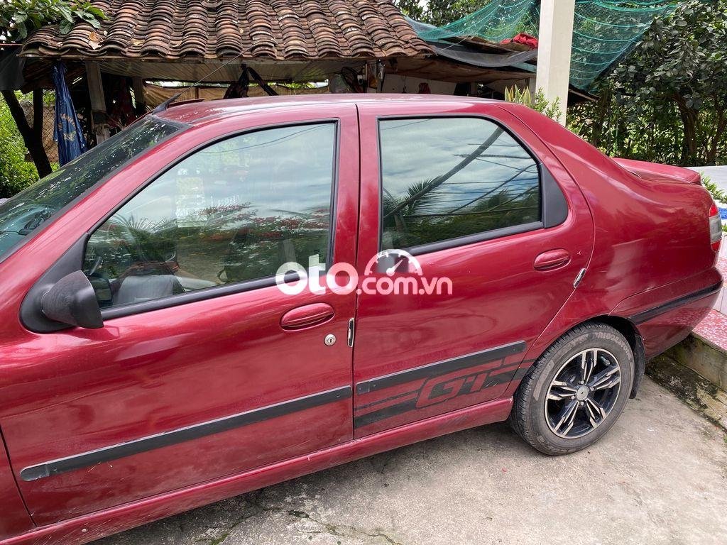 Fiat Siena 2001 - Bán Fiat Siena đời 2001, màu đỏ, giá tốt