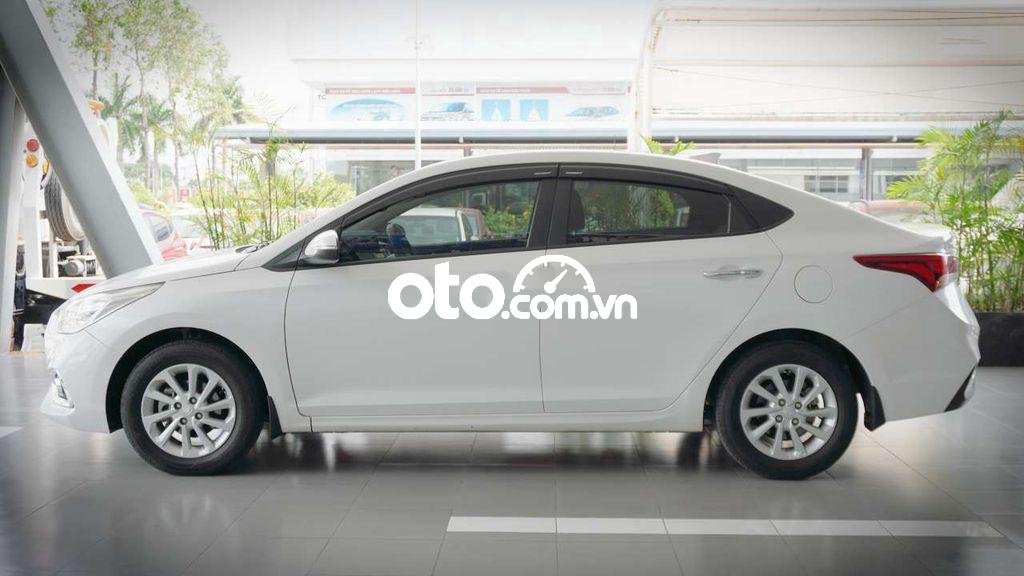 Hyundai Accent   MT  2020 - Bán Hyundai Accent MT sản xuất 2020, màu trắng, giá tốt