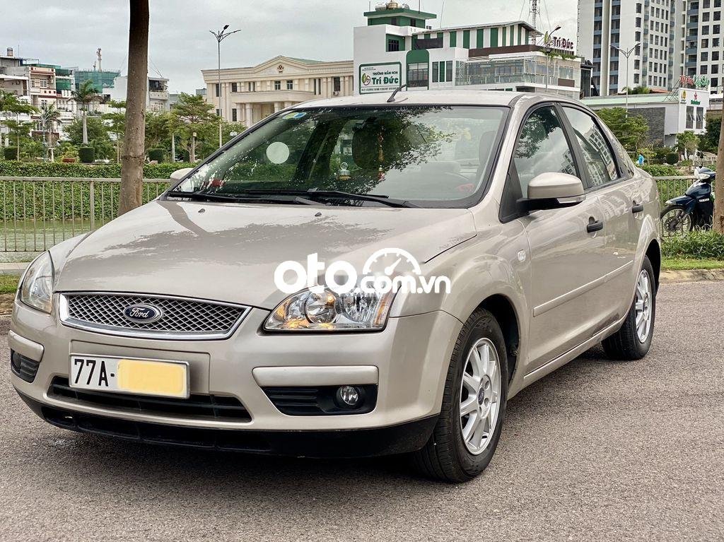 Ford Focus 1.8L AT 2007 - Cần bán xe Ford Focus 1.8L AT đời 2007, màu bạc