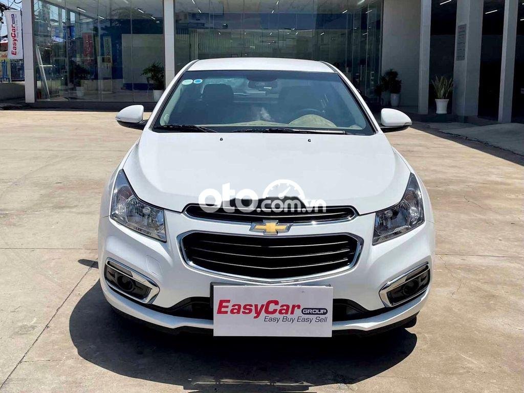 Chevrolet Cruze 1.6 LT 2018 - Cần bán xe Chevrolet Cruze 1.6 LT 2018, màu trắng, 400 triệu