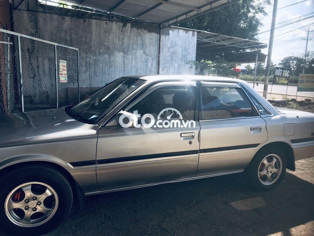 Toyota Camry LE 1988 - Bán Toyota Camry LE sản xuất năm 1988, nhập khẩu, giá tốt