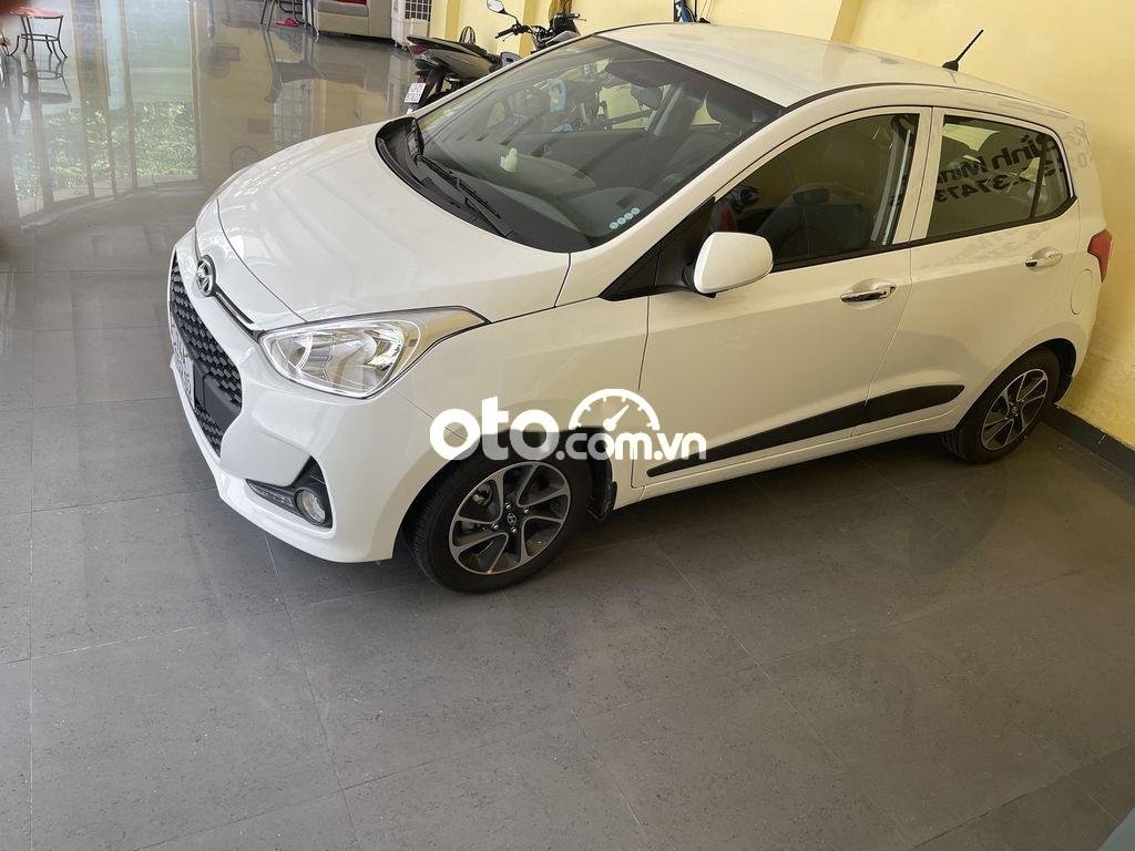 Hyundai Grand i10 2021 - Bán Hyundai Grand i10 năm 2021, màu trắng, xe nhập chính chủ