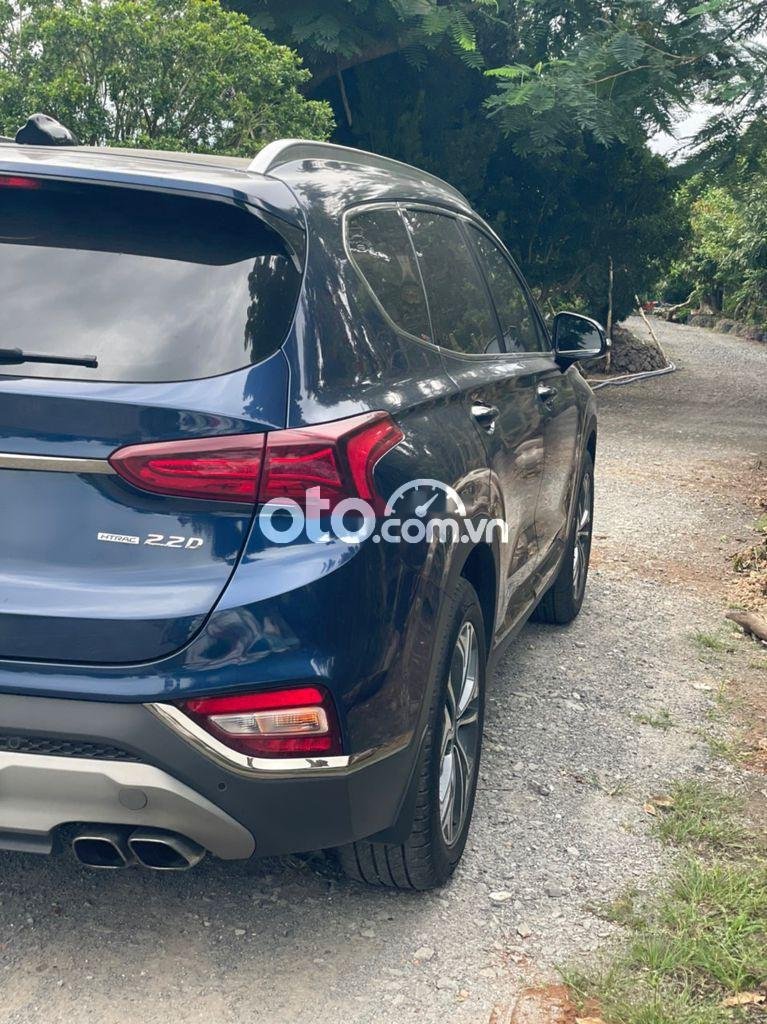 Hyundai Santa Fe 2020 - Xe Hyundai Santa Fe đời 2020, màu xanh lam còn mới