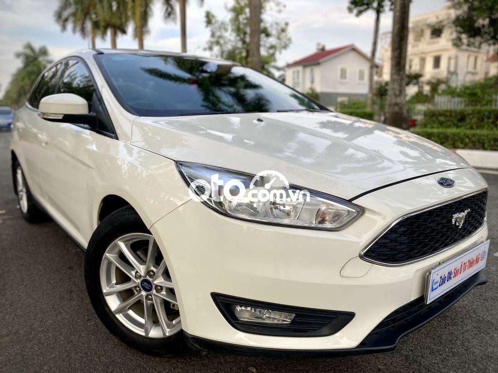 Ford Focus 2018 - Cần bán lại xe Ford Focus sản xuất năm 2018, giá 488tr