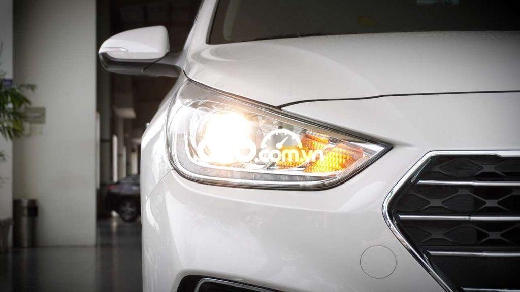 Hyundai Accent   MT  2020 - Bán Hyundai Accent MT sản xuất 2020, màu trắng, giá tốt