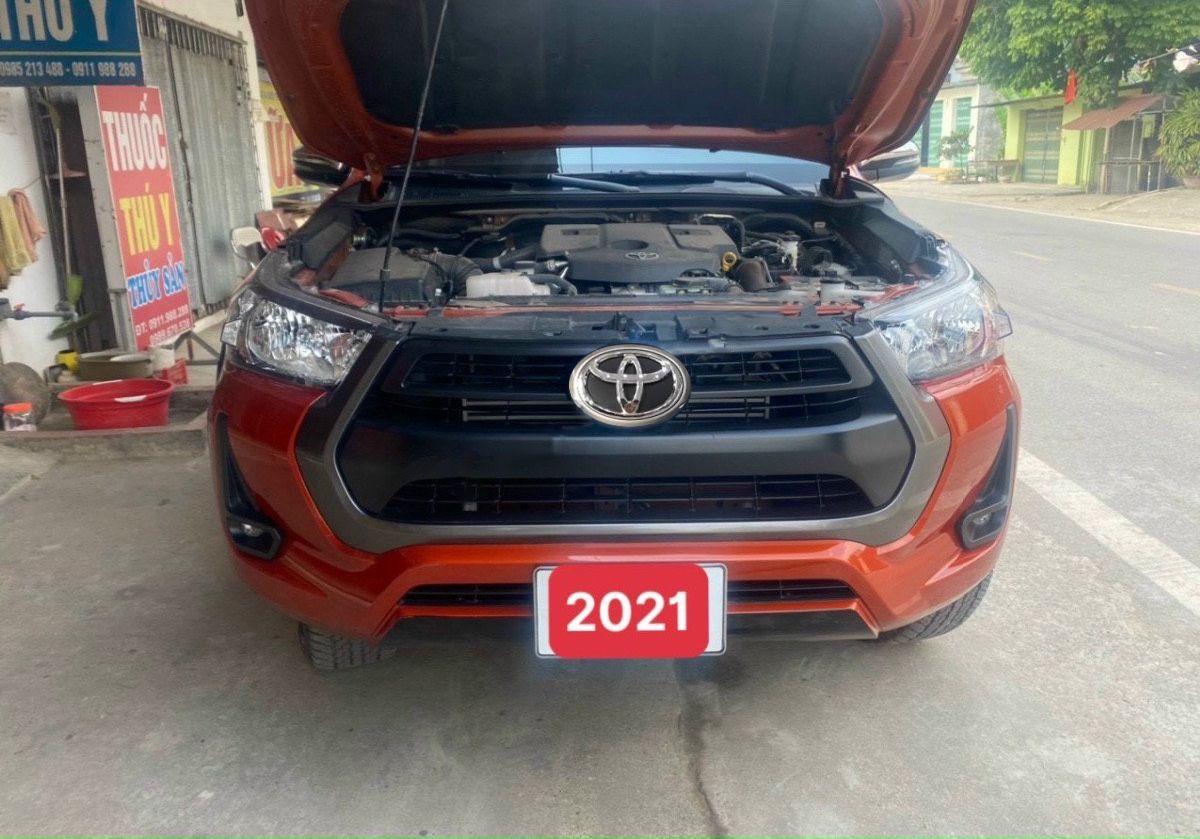 Toyota Hilux  4x2 AT  2021 - Bán xe Toyota Hilux 2.4L 4x2 AT đời 2021, nhập khẩu