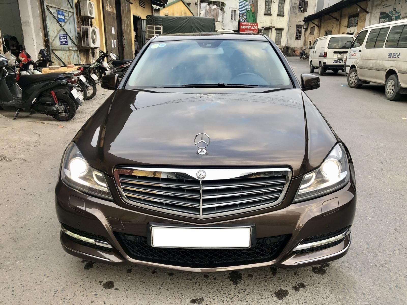 Mercedes-Benz C250 2014 - Bán xe Mercedes C250 Blue 2014 màu nâu nội thất đen