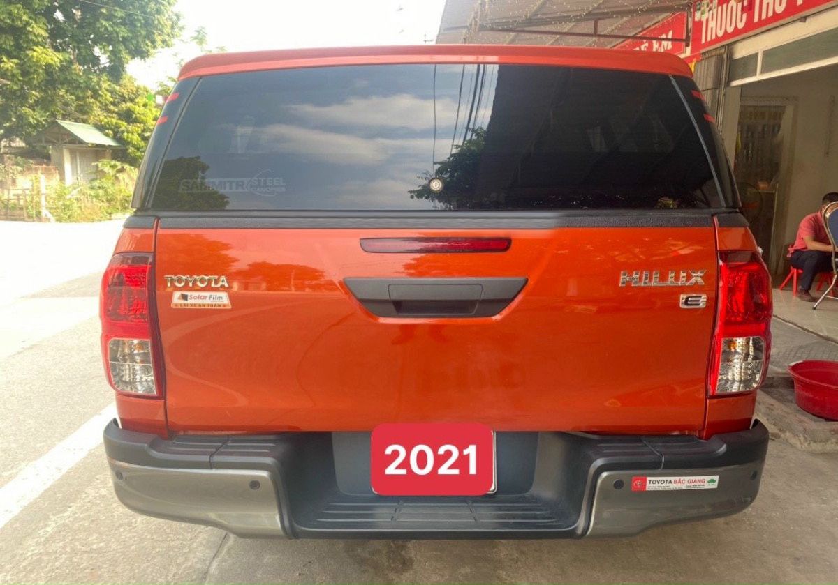 Toyota Hilux  4x2 AT  2021 - Bán xe Toyota Hilux 2.4L 4x2 AT đời 2021, nhập khẩu