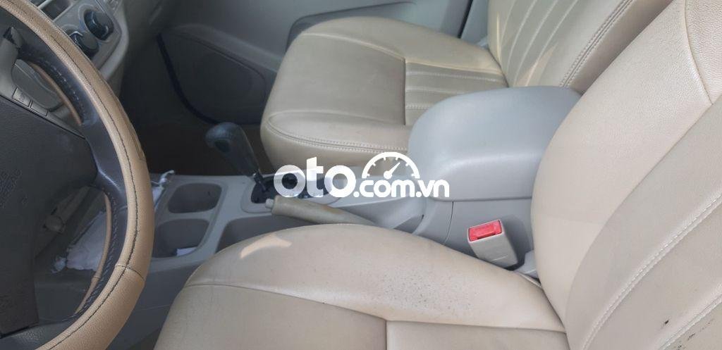 Toyota Innova 2.0G 2012 - Cần bán Toyota Innova 2.0G năm sản xuất 2012, màu bạc 