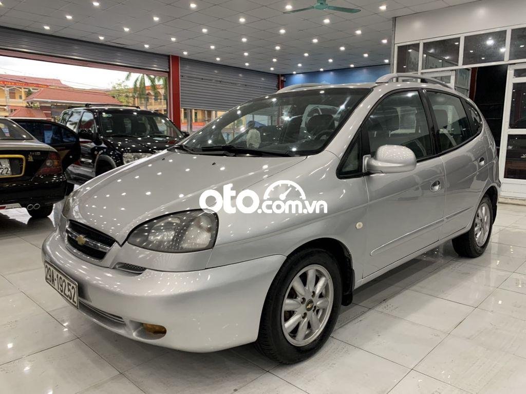 Chevrolet Vivant 2008 - Cần bán lại xe Chevrolet Vivant sản xuất 2008, màu bạc số sàn