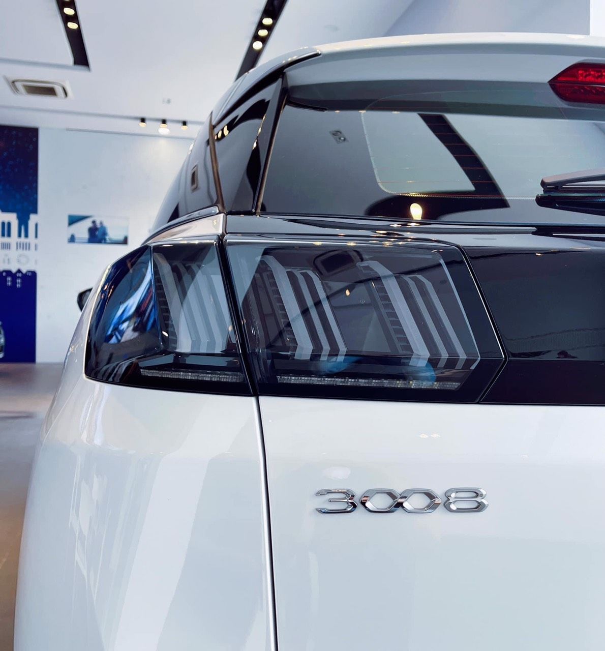 Peugeot 3008 2021 - Sắm ngay Peugeot 3008 AT đón Tết - Giảm 50% thuế trước bạ, xe sẵn giao ngay trước Tết, tặng bộ phụ kiện chính hãng