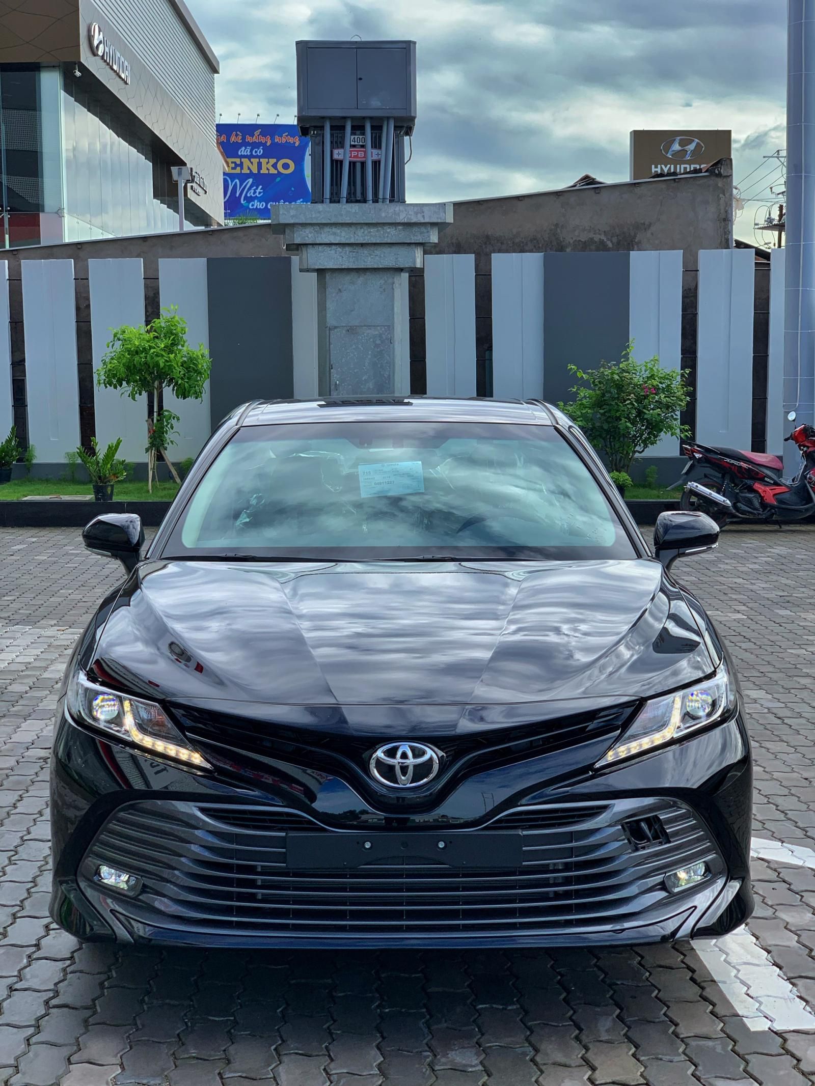 Toyota Camry 2021 - Đón Tết cùng Toyota Camry - Giá tốt nhất thị trường, ưu đãi hấp dẫn cuối năm kèm quà tặng hấp dẫn