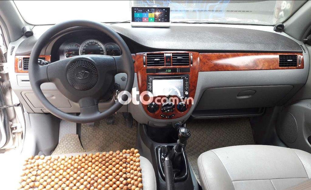 Daewoo Lacetti MT 2020 - Cần bán gấp Daewoo Lacetti MT năm 2020, màu bạc