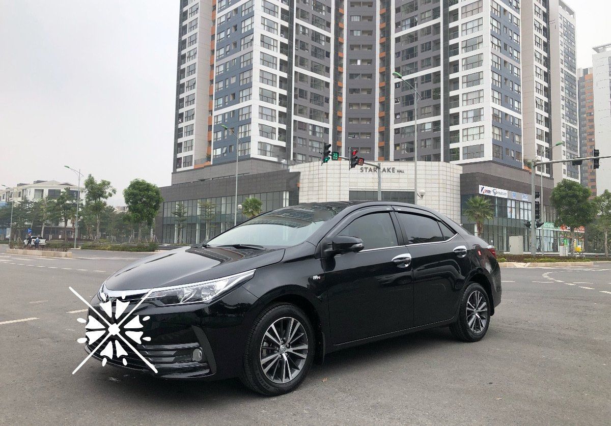 Toyota Corolla 1.8G 2019 - Bán Toyota Corolla Altis 1.8G năm sản xuất 2019, màu đen, 690 triệu