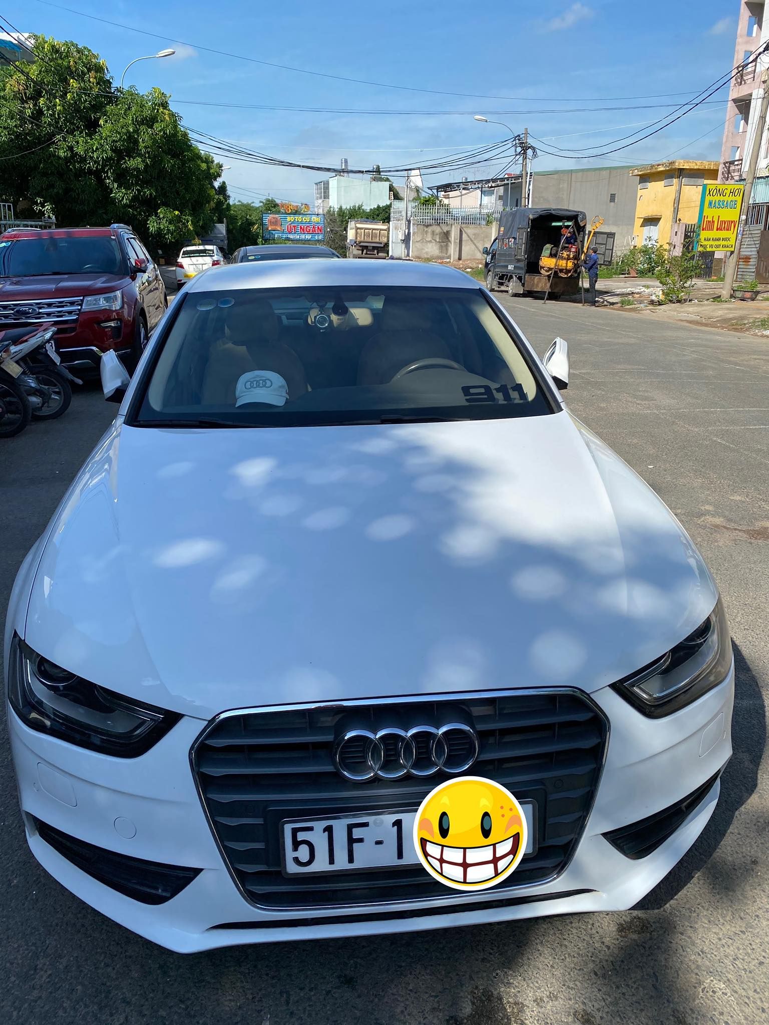 Audi A4 2014 - Cần bán xe Audi A4 AT màu trắng