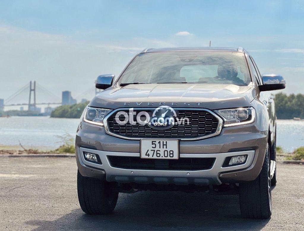 Ford Everest AT 2020 - Bán Ford Everest AT sản xuất năm 2020, màu xám, xe nhập còn mới