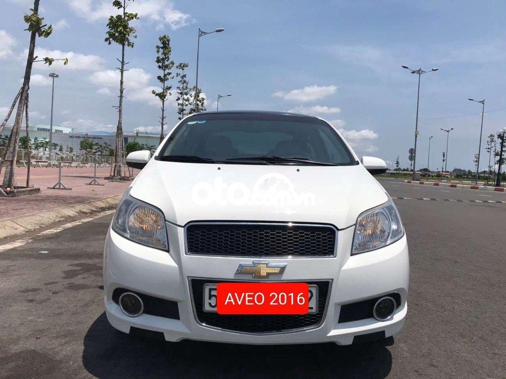 Chevrolet Aveo 1.5 MT 2016 - Bán Chevrolet Aveo 1.5 MT năm sản xuất 2016, màu trắng 