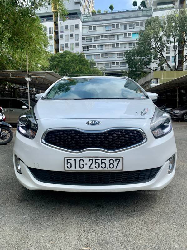 Kia Rondo AT  2016 - Bán Kia Rondo AT năm sản xuất 2016, màu trắng, nhập khẩu xe gia đình