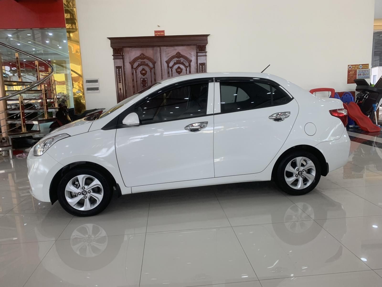 Hyundai Premio 2020 - Bán xe Hyundai Grand I10 1.2MT sản xuất 2020 giá cạnh tranh