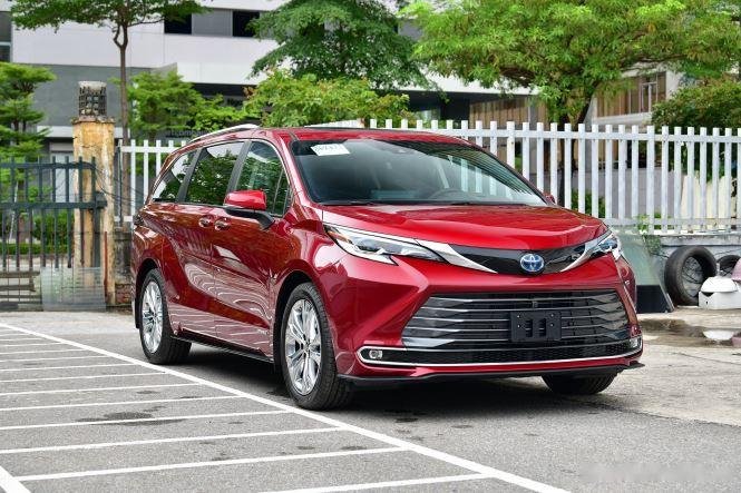 Toyota Sienna Platinum  2021 - Bán xe Toyota Sienna Platinum năm sản xuất 2021, màu đỏ, nhập khẩu nguyên chiếc