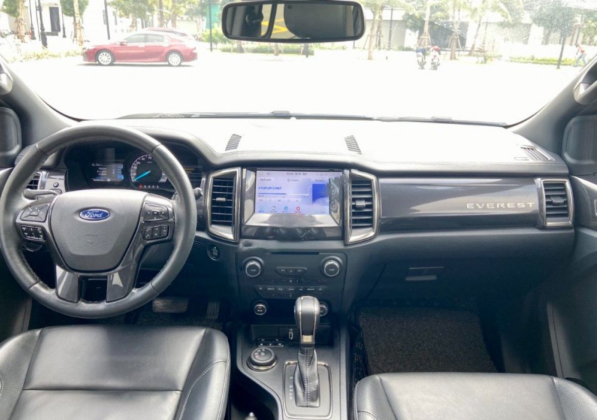 Ford Everest   Titanium 2.0L 4x4 AT 2020 - Cần bán Ford Everest Titanium 2.0L 4x4 AT năm 2020, màu trắng, nhập khẩu