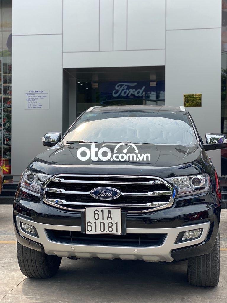 Ford Everest   AT 2019 - Cần bán gấp Ford Everest AT sản xuất 2019, màu đen, xe nhập còn mới