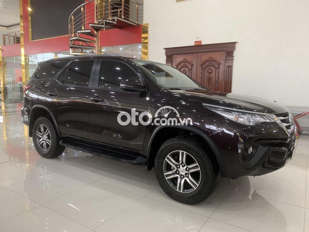 Toyota Fortuner  2.4G 4x2MT 2019 - Cần bán Toyota Fortuner 2.4G 4x2MT đời 2019, màu đen