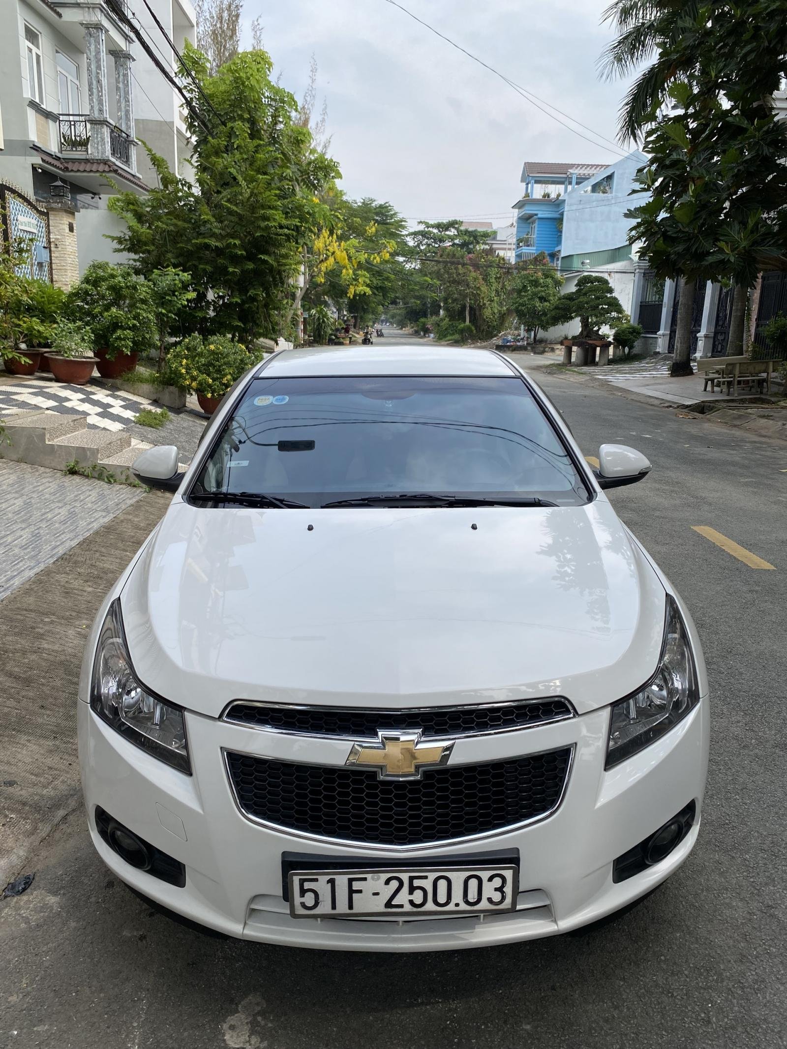 Chevrolet Cruze LS  2015 - Bán xe Chevrolet Cruze LS năm sản xuất 2015, màu trắng