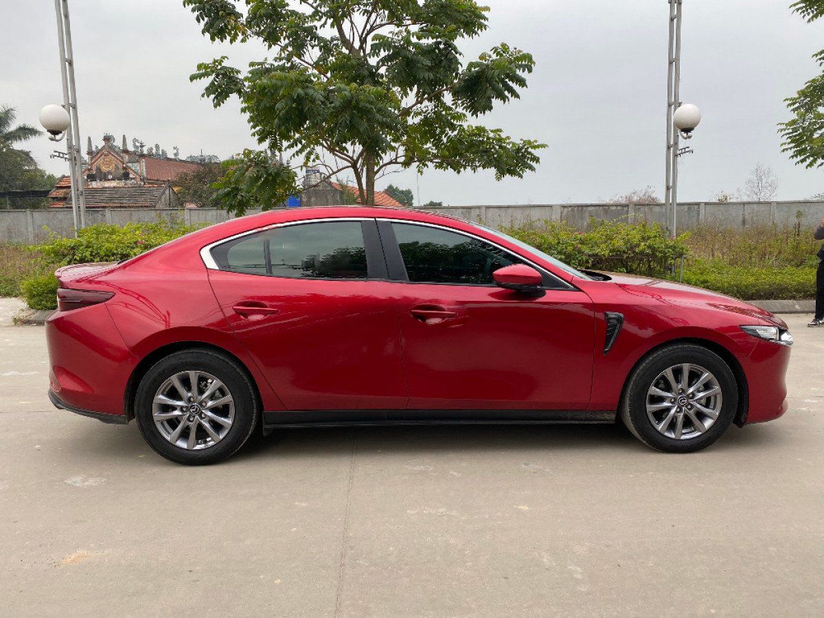 Mazda 3 2020 - Bán xe Mazda 3 1.5L Luxury đời 2020, màu đỏ