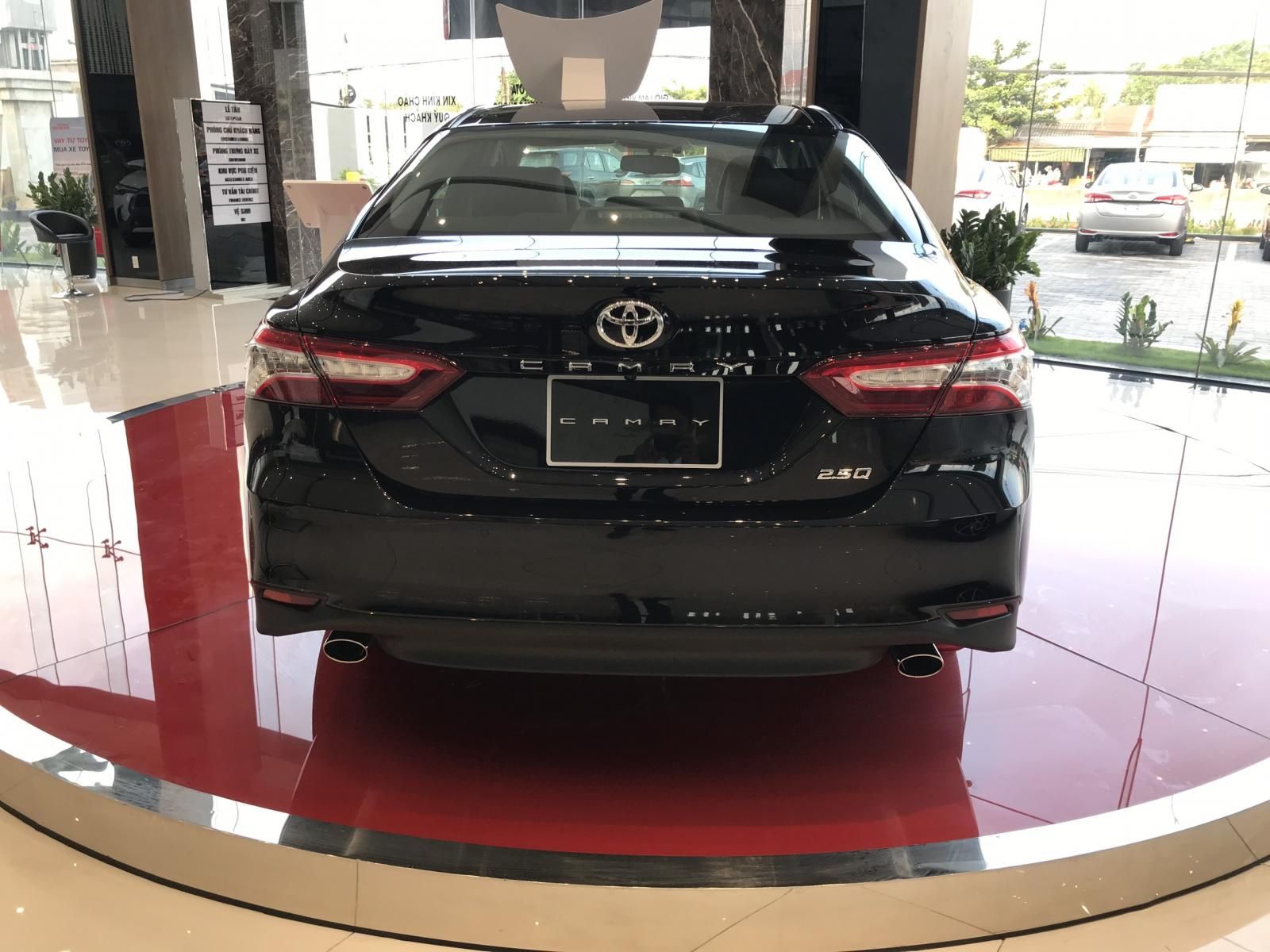 Toyota Camry 2021 - Đón Tết cùng Toyota Camry - Giá tốt nhất thị trường, ưu đãi hấp dẫn cuối năm kèm quà tặng hấp dẫn