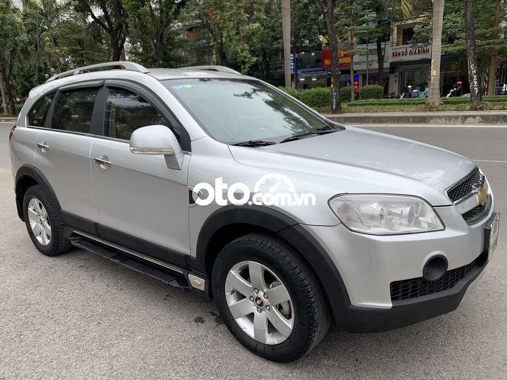 Chevrolet Captiva  LT  2007 - Bán xe Chevrolet Captiva LT năm 2007, màu bạc