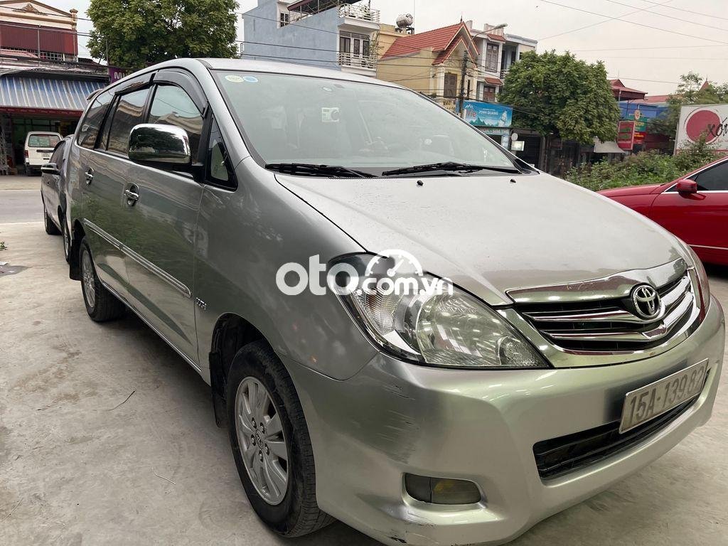 Toyota Innova MT 2008 - Cần bán xe Toyota Innova MT sản xuất 2008, màu bạc, giá chỉ 206 triệu