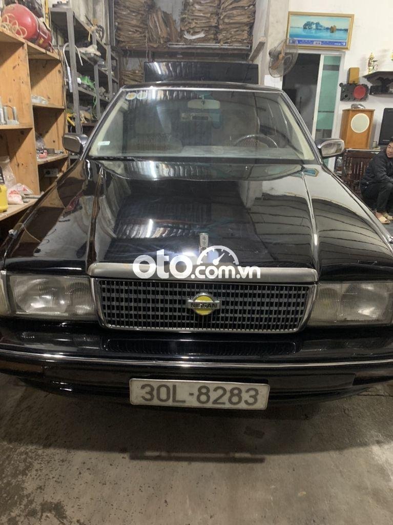 Nissan Cedric VIP 1993 - Cần bán gấp Nissan Cedric VIP sản xuất năm 1993, màu đen, nhập khẩu nguyên chiếc