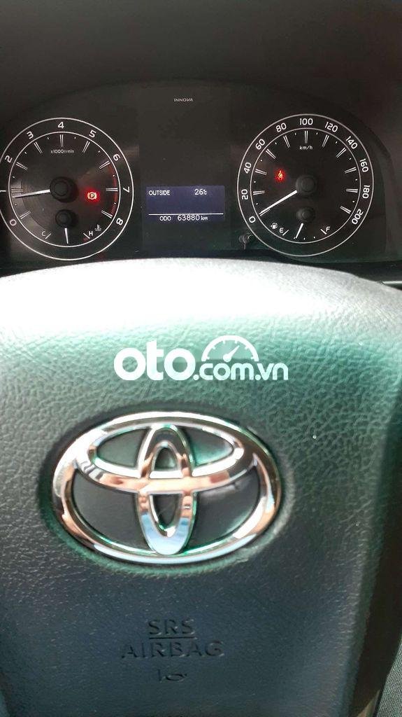 Toyota Innova MT 2016 - Cần bán lại xe Toyota Innova MT sản xuất 2016, màu xám, nhập khẩu, giá 465tr