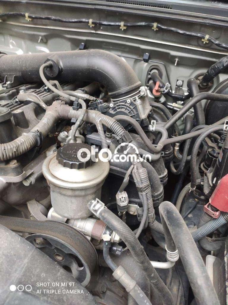 Toyota Fortuner V 2010 - Cần bán lại xe Toyota Fortuner V năm 2010, màu bạc, giá chỉ 355 triệu