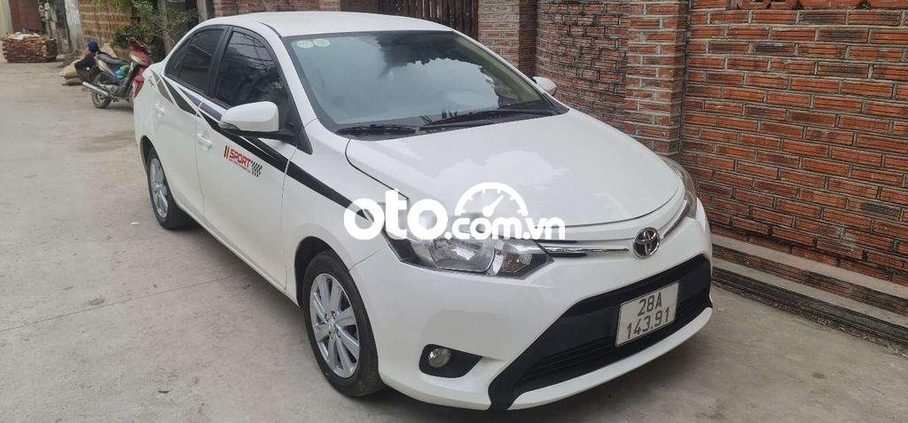 Toyota Vios E 2017 - Cần bán Toyota Vios E sản xuất 2017, màu trắng chính chủ giá cạnh tranh