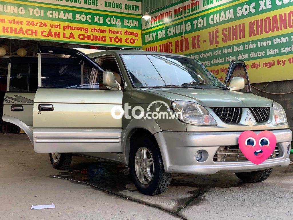 Mitsubishi Jolie 2004 - Bán ô tô Mitsubishi Jolie sản xuất năm 2004, màu xanh lục, xe nhập