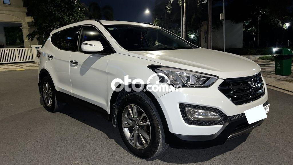 Hyundai Santa Fe 2012 - Cần bán xe Hyundai Santa Fe AT sản xuất 2012, màu trắng, nhập khẩu giá cạnh tranh