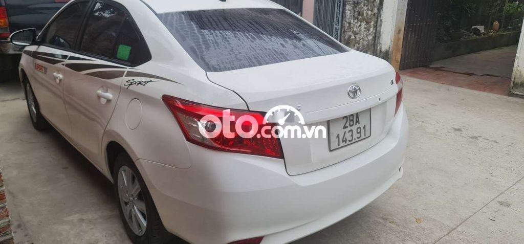 Toyota Vios E 2017 - Cần bán Toyota Vios E sản xuất 2017, màu trắng chính chủ giá cạnh tranh